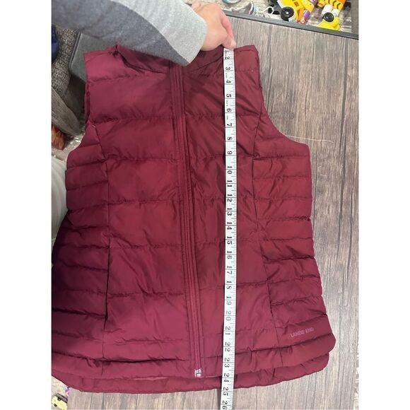 Land's End Maroon Puffer Full Zip Mock Neck Winter Puffer Holiday Vest size s - Picture 10 of 11